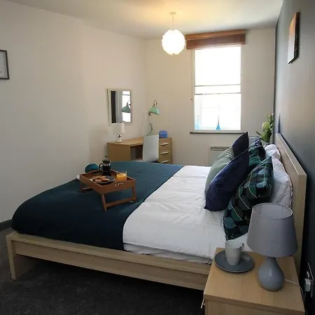 The Marsh - Amazing City Centre 2bed Apt 公寓 *