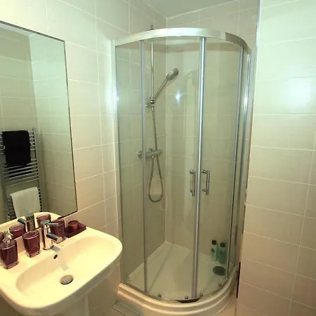 The Marsh - Amazing City Centre 2bed Apt 公寓 *